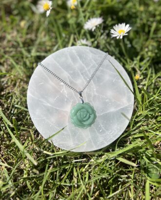 collier fleur en aventurine